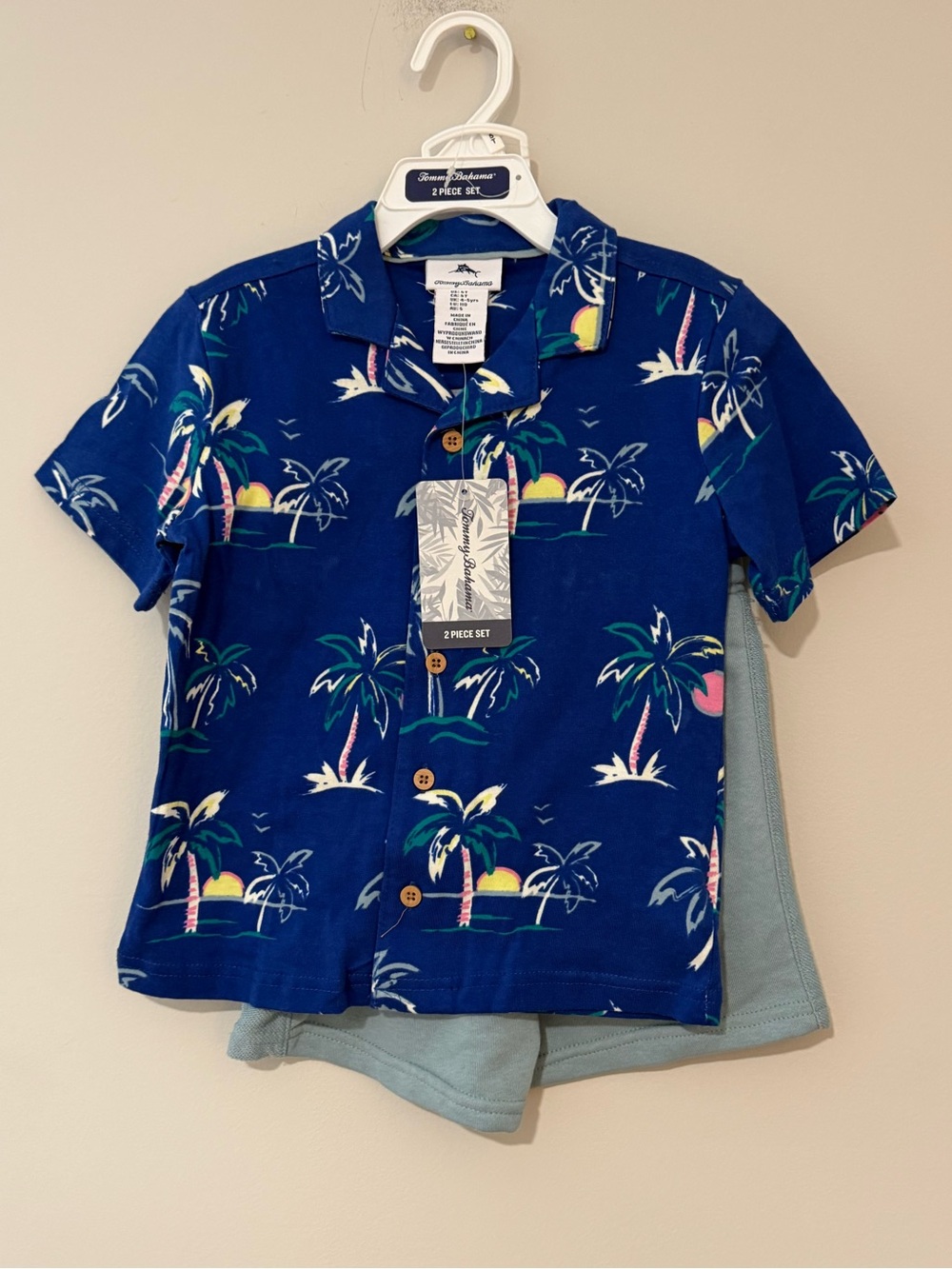 NWT Tommy Bahama Outfit